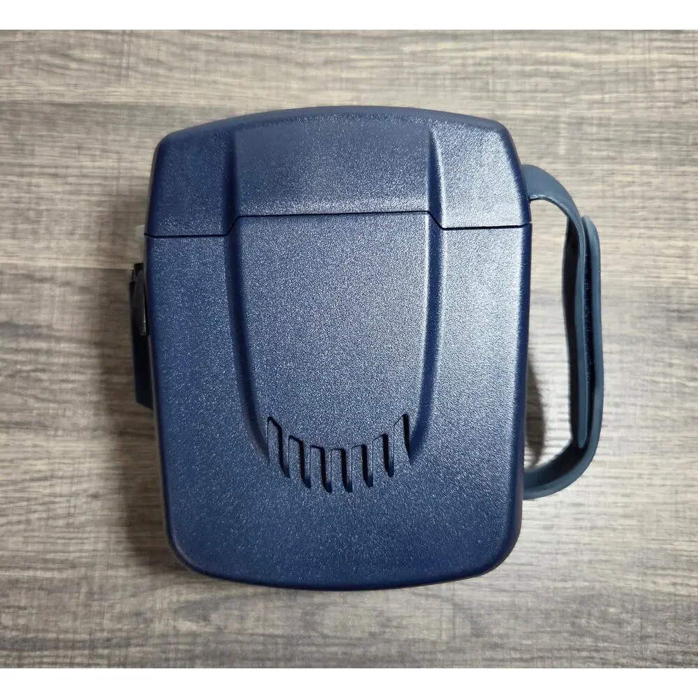 Polaroid Vintage Blue 600 Round Instant Film Camera With Manual & Carrying Bag